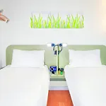 Otel Ibis Budget Saint-maurice