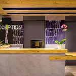 Ibis Budget Saint-maurice Otel