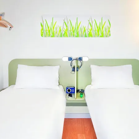 Hotel Ibis Budget Saint-Maurice 2*