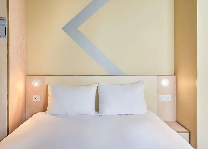 Hotel Ibis Budget Saint-maurice 2*